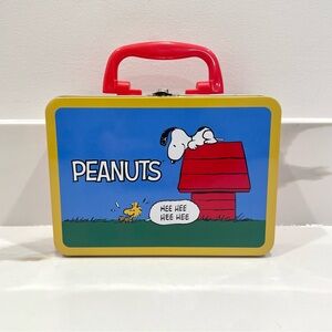 Peanuts Snoopy & Woodstock Metal Tin Lunchbox